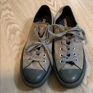 Unisex converse shoes